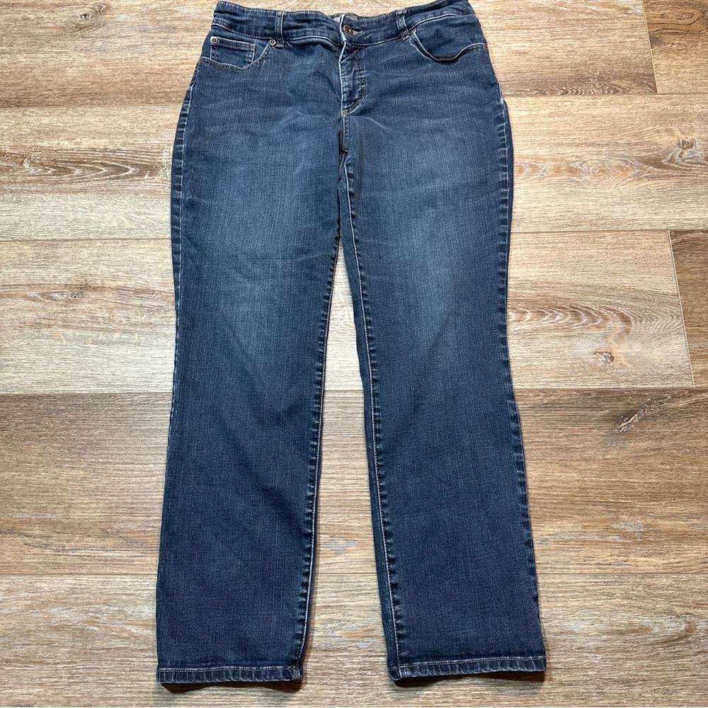 Chico's So Slimming Straight Leg Jeans 2 short